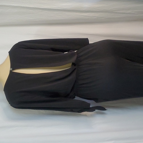 Free People Jumpsuit Black Cold Shoulder Belt V-Neck Wide Leg Size M - Picture 7 of 12